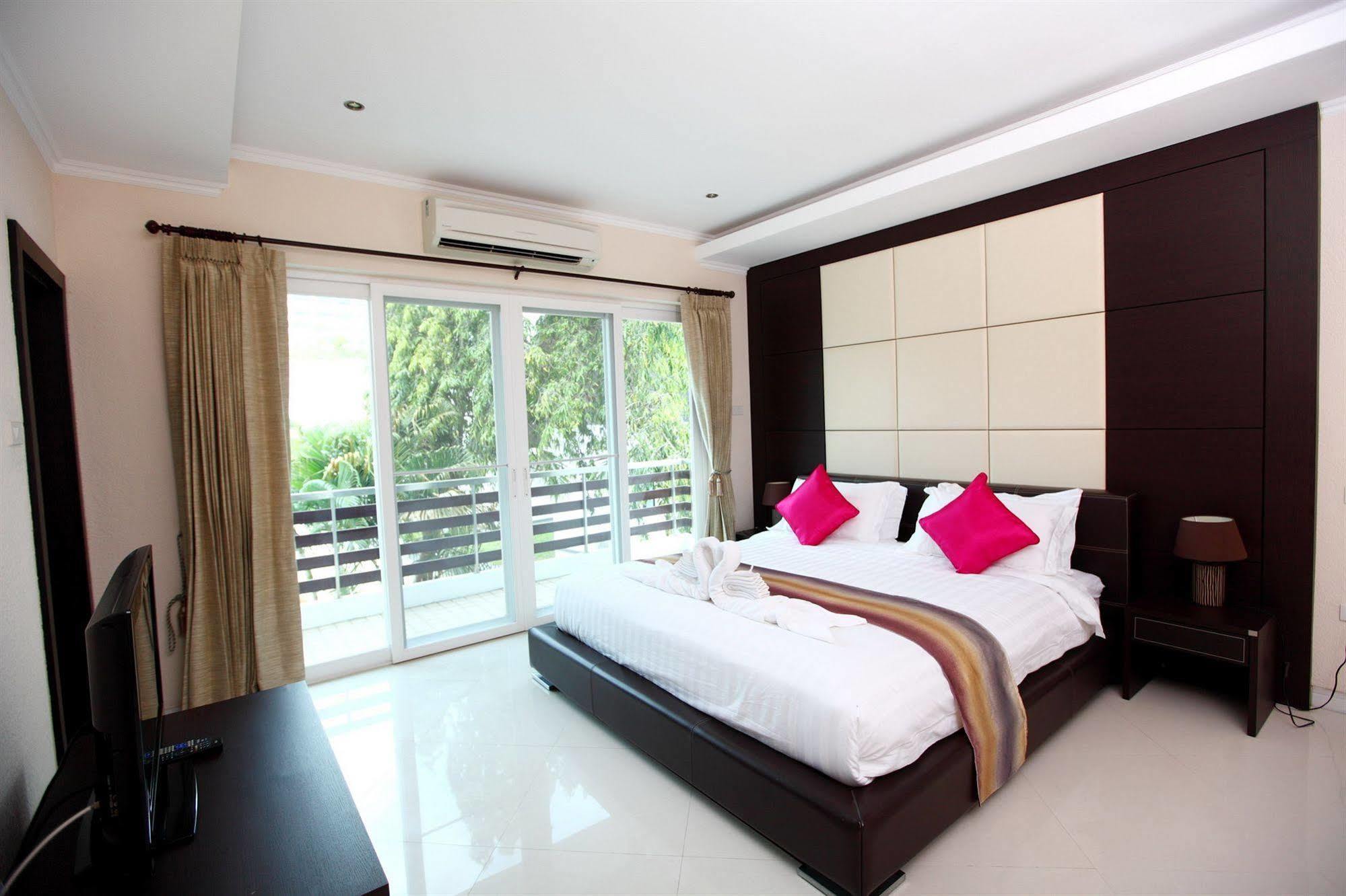 Hidden Palm Pool Villas Pattaya Zewnętrze zdjęcie